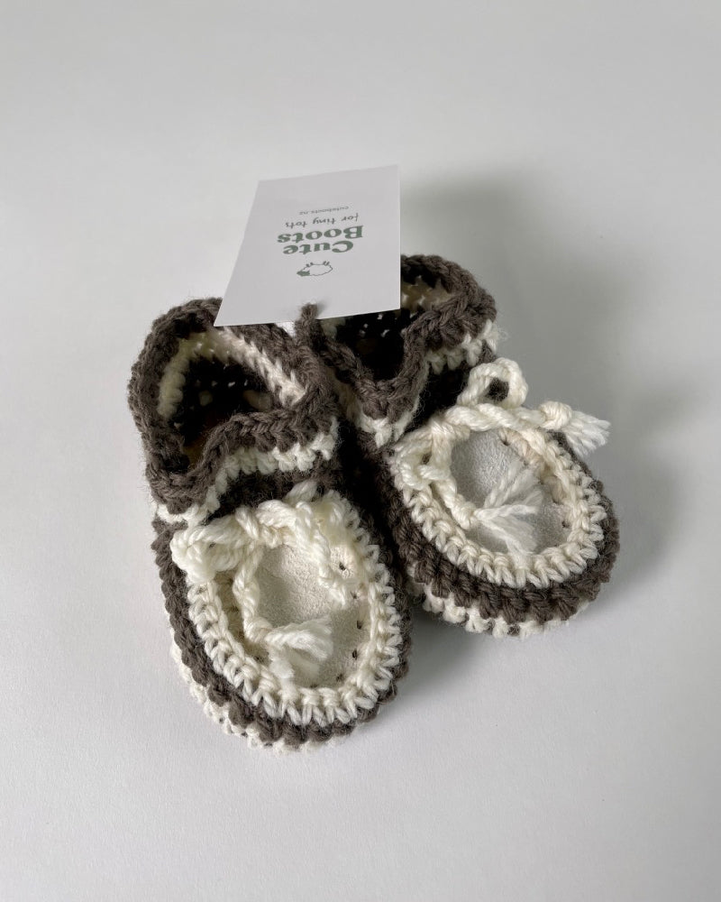 Sheepskin booties best sale for babies