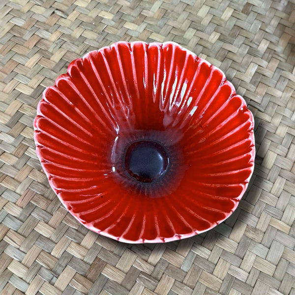 Ceramic, The Fantail House, Bowl, Red, Made in NZ, Hand Made, Gerbera